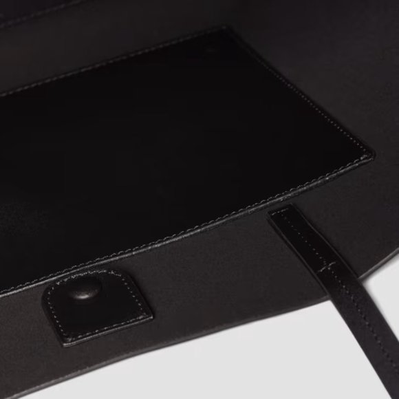 Everlane The Luxe Medium Italian Leather Tote (Black) - Picture 3 of 12